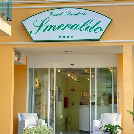 Residence Suite Smeraldo ริชโชเน ภายนอก รูปภาพ