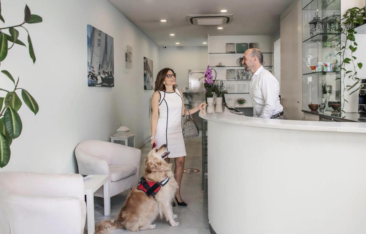 Residence Suite Smeraldo ริชโชเน ภายนอก รูปภาพ