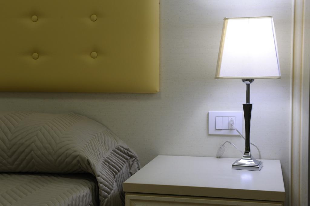 Residence Suite Smeraldo ริชโชเน ภายนอก รูปภาพ