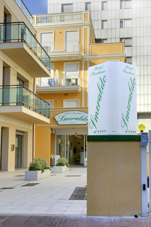 Residence Suite Smeraldo ริชโชเน ภายนอก รูปภาพ