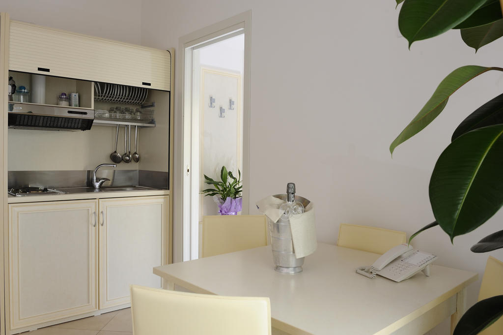 Residence Suite Smeraldo ริชโชเน ห้อง รูปภาพ
